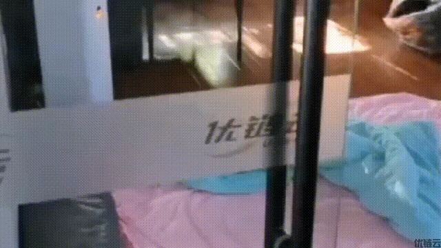 他们是上海保供单位:20个人,扛下了50万人次的食材保供需求(图4) 他们是上海保供大军的一员245.png